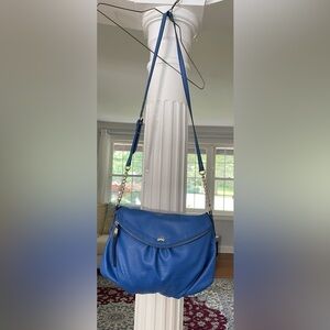 Juicy Couture women’s fold over good quality leather purse/ shoulder bag . Blue